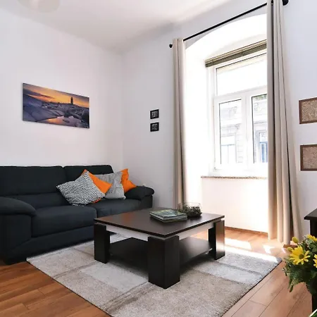 Stross Apartman Rijeka